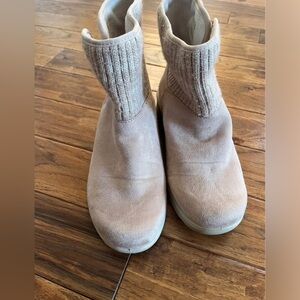 New BZees Women's Gloria Ankle Boot Lightweight